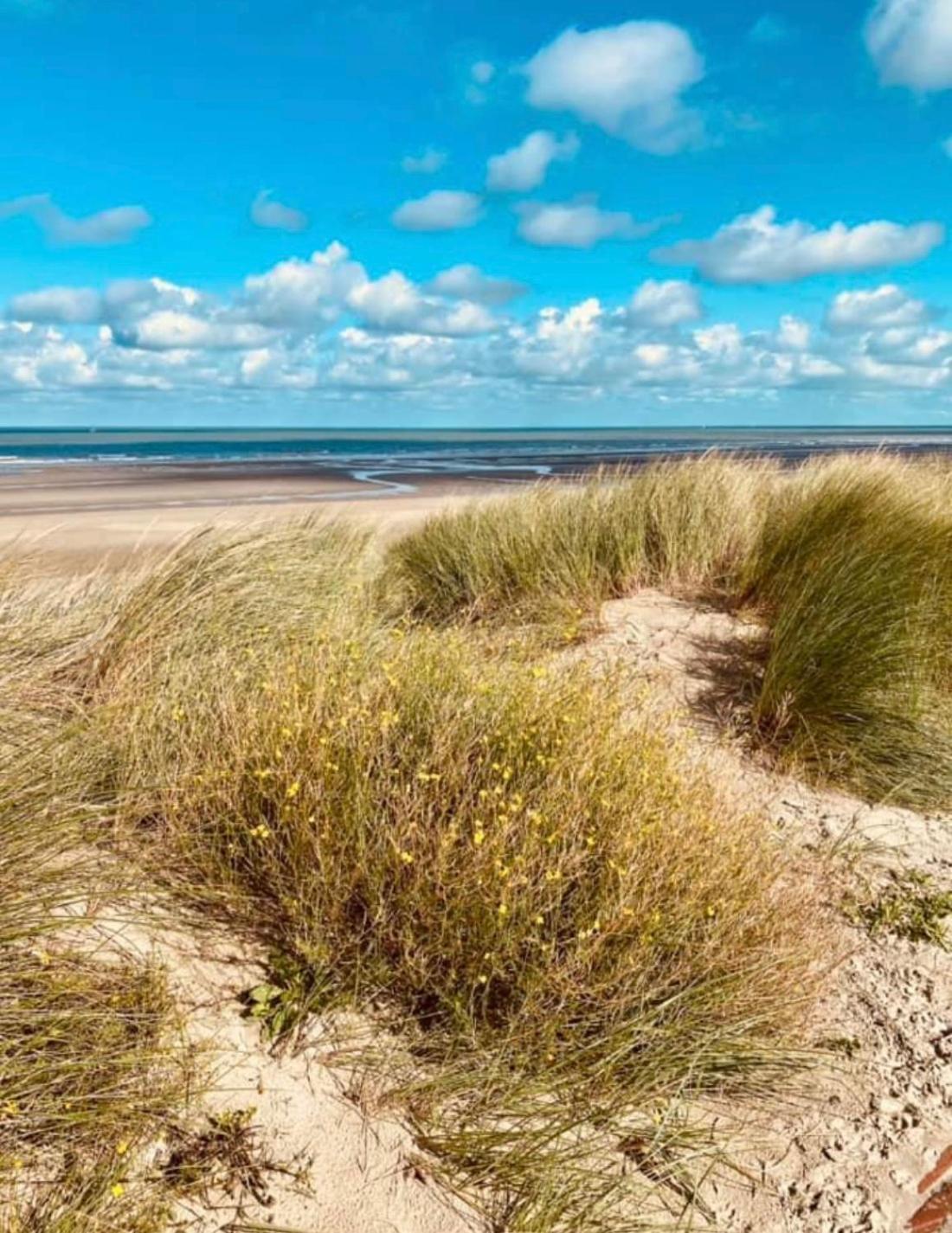 Appartement Sur La Plage De Malo Les Bains Vue Mer Dunkirk Екстериор снимка