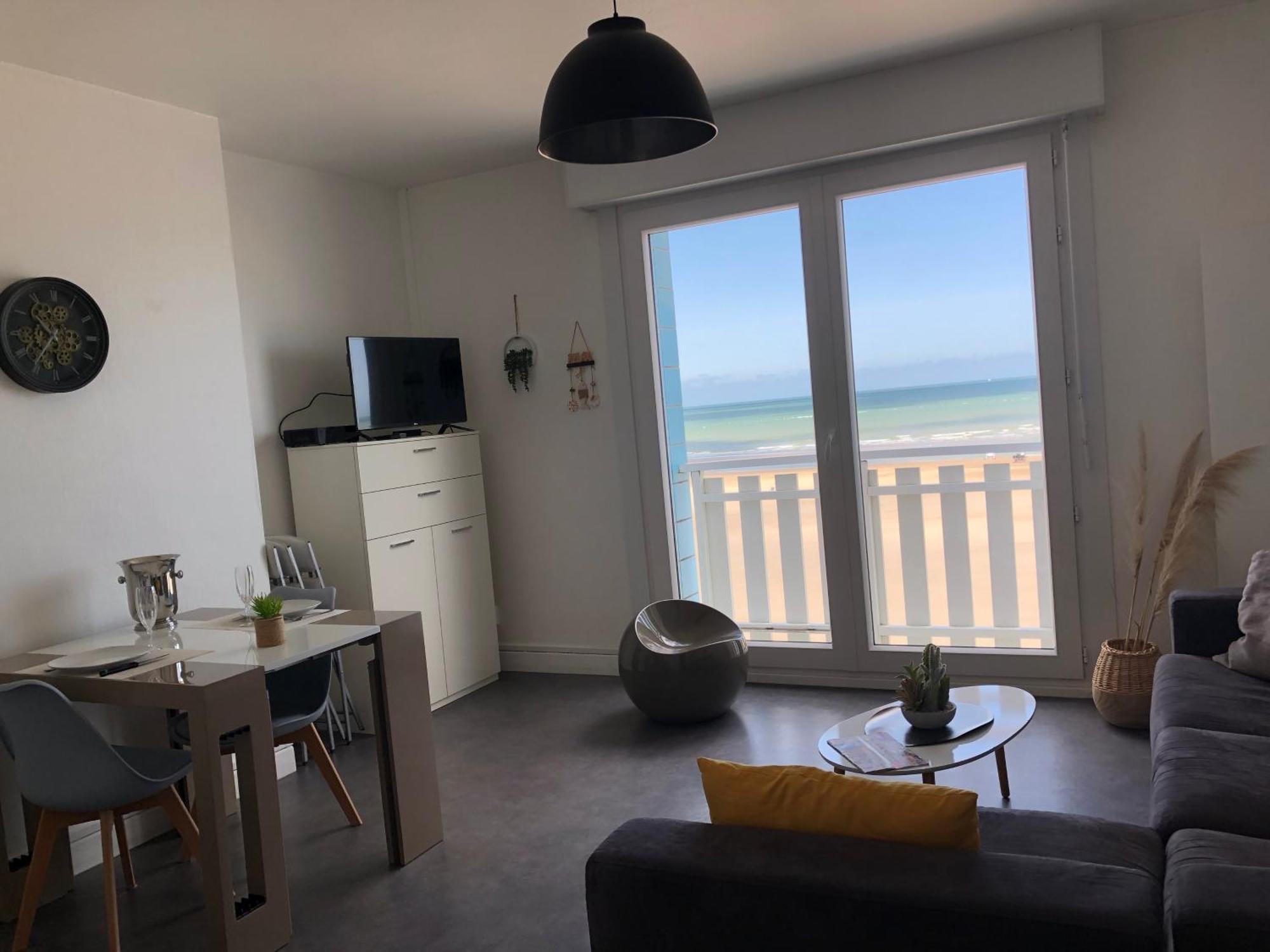 Appartement Sur La Plage De Malo Les Bains Vue Mer Dunkirk Екстериор снимка